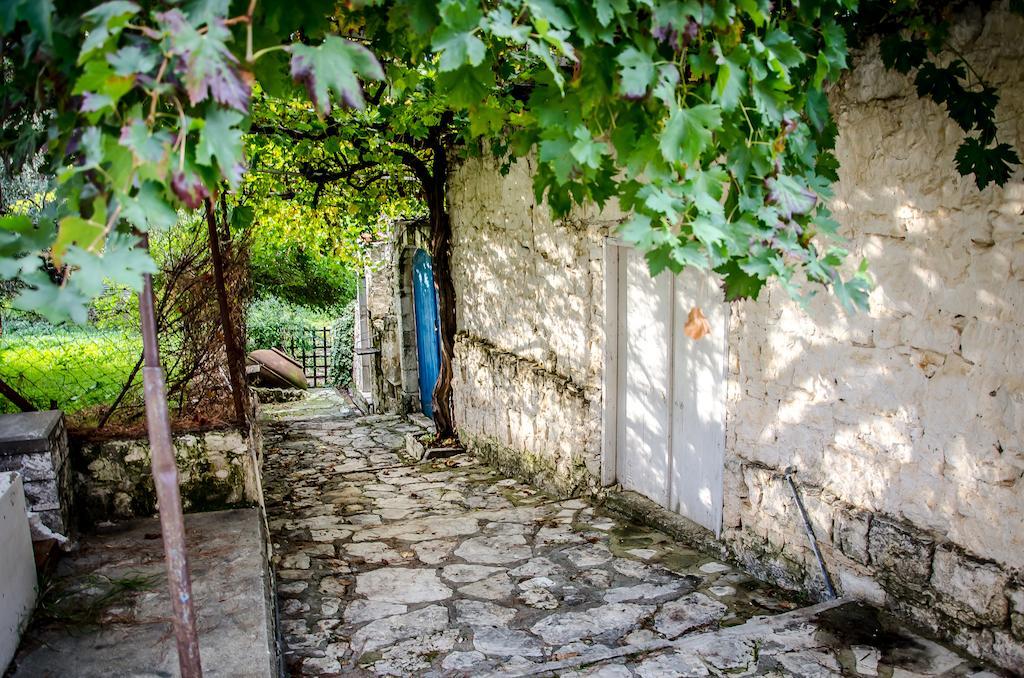 Xenios Cottages Lofou Exterior foto