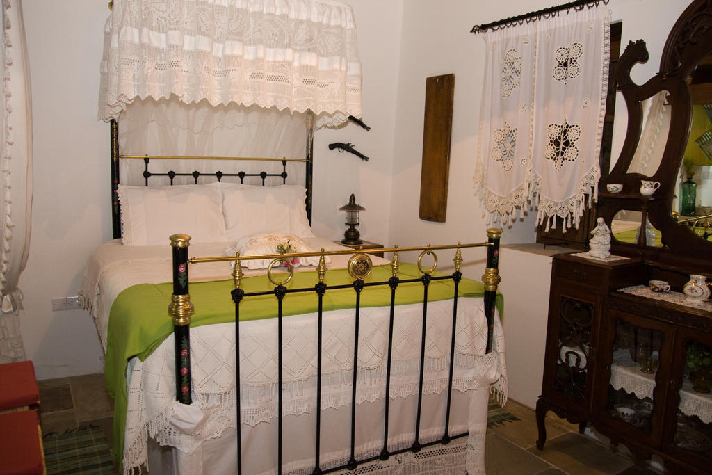 Xenios Cottages Lofou Zimmer foto